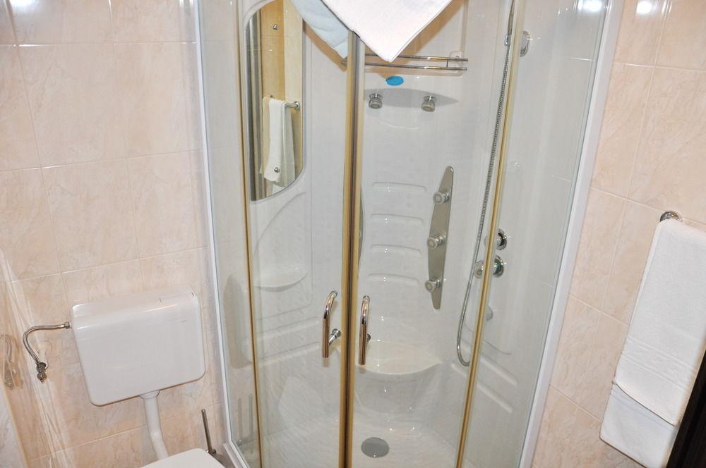 Hotel Pascu Bucarest Extérieur photo